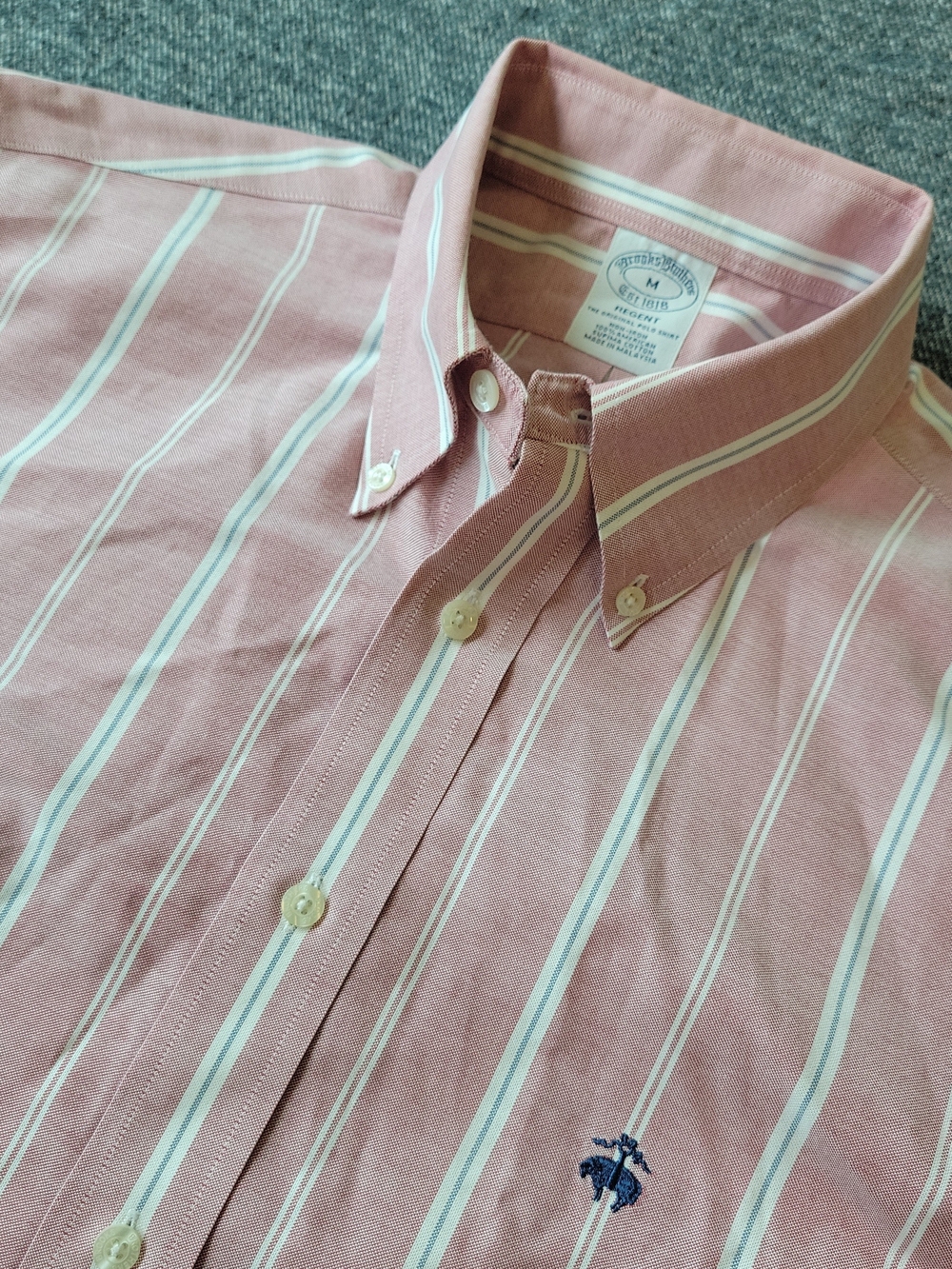 Brooks Brothers Shirt Men's Medium Regent Red White Striped Button Down OCBD
